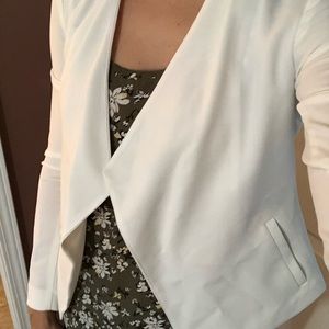 Short white blazer